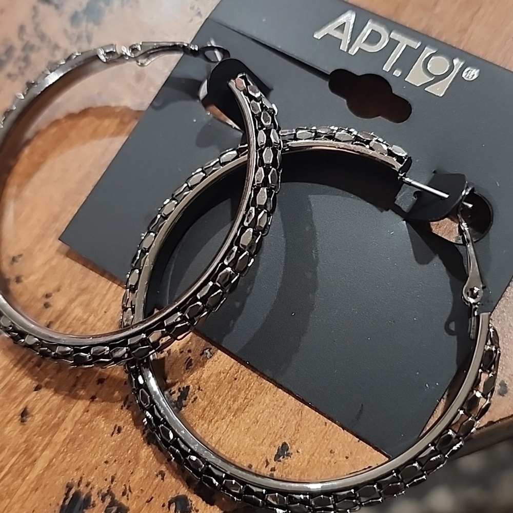Kohls' APT. 9 Hoop Earrings NWT